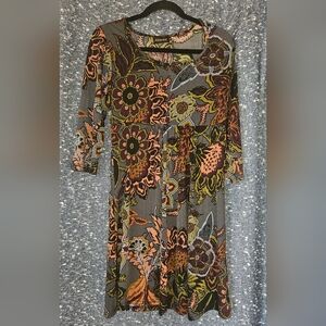 Reborn floral 3/4 sleeve dress. Size Medium